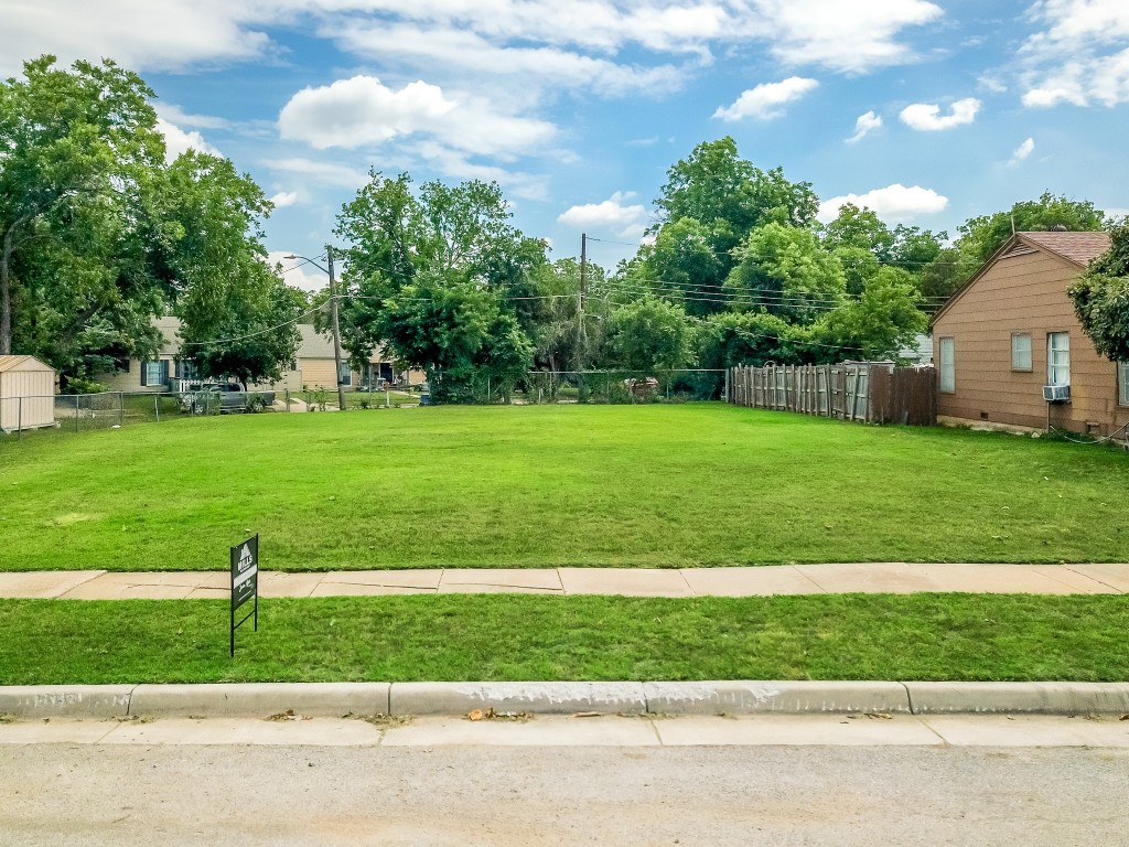 4001 Lovell Avenue Fort Worth TX 76107
