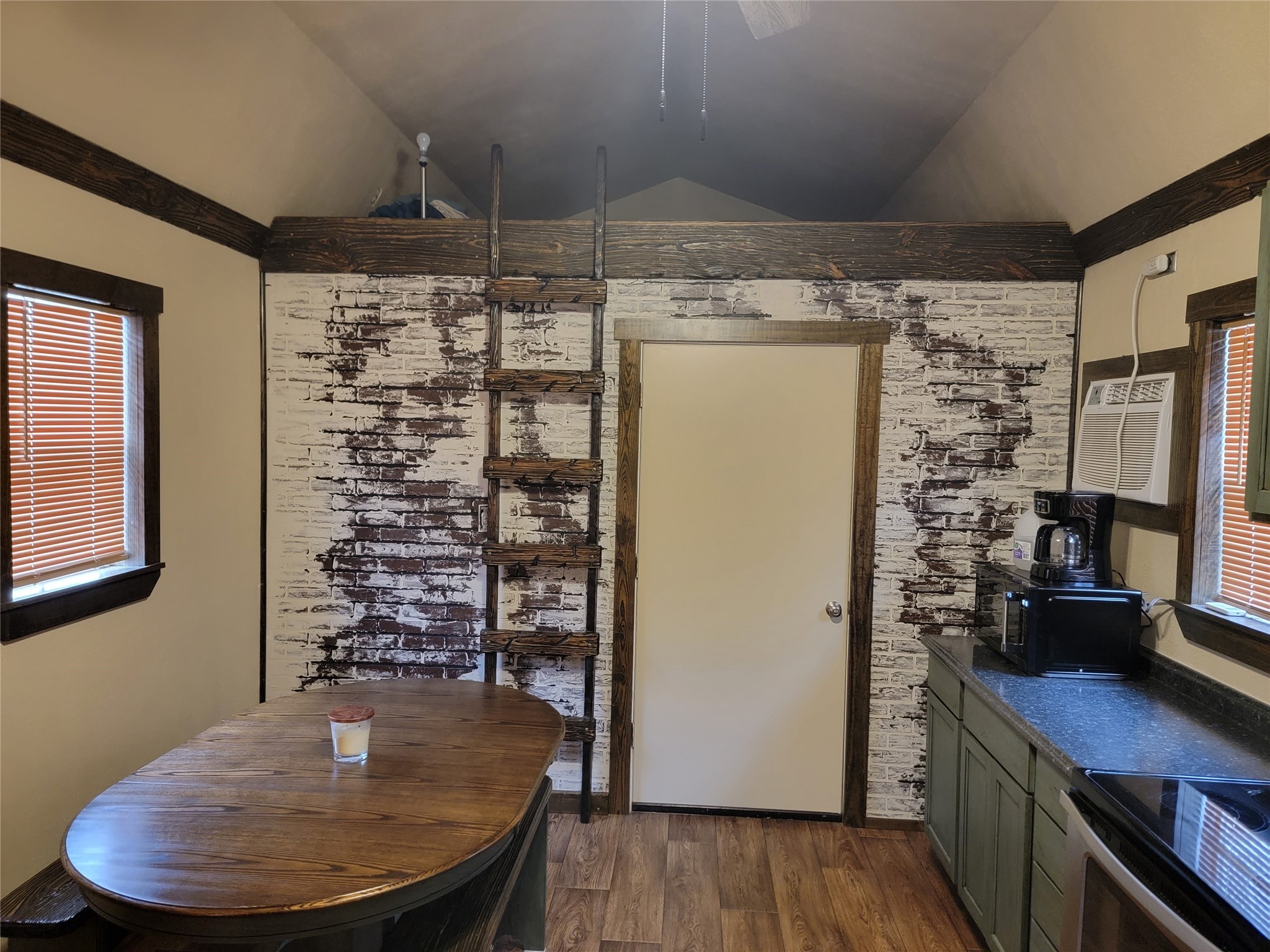 919 Sd Rocksprings TX 78880