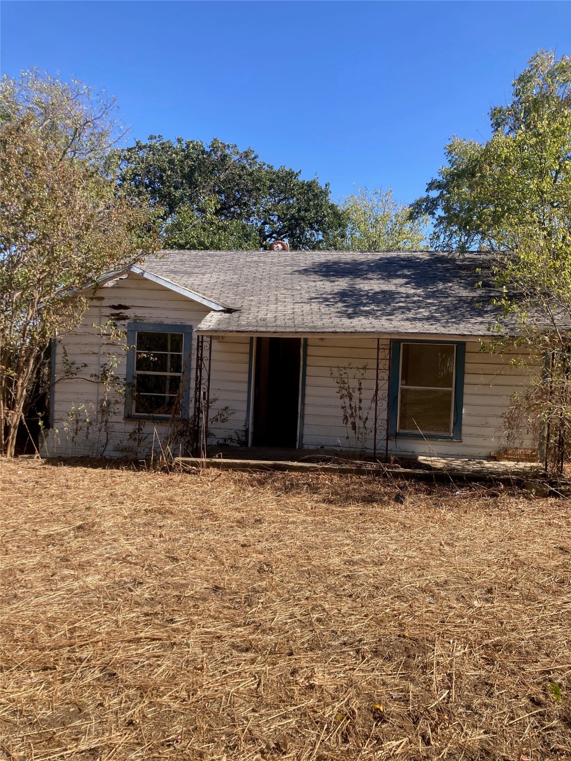 1605 County Road 429 Cleburne TX 76031