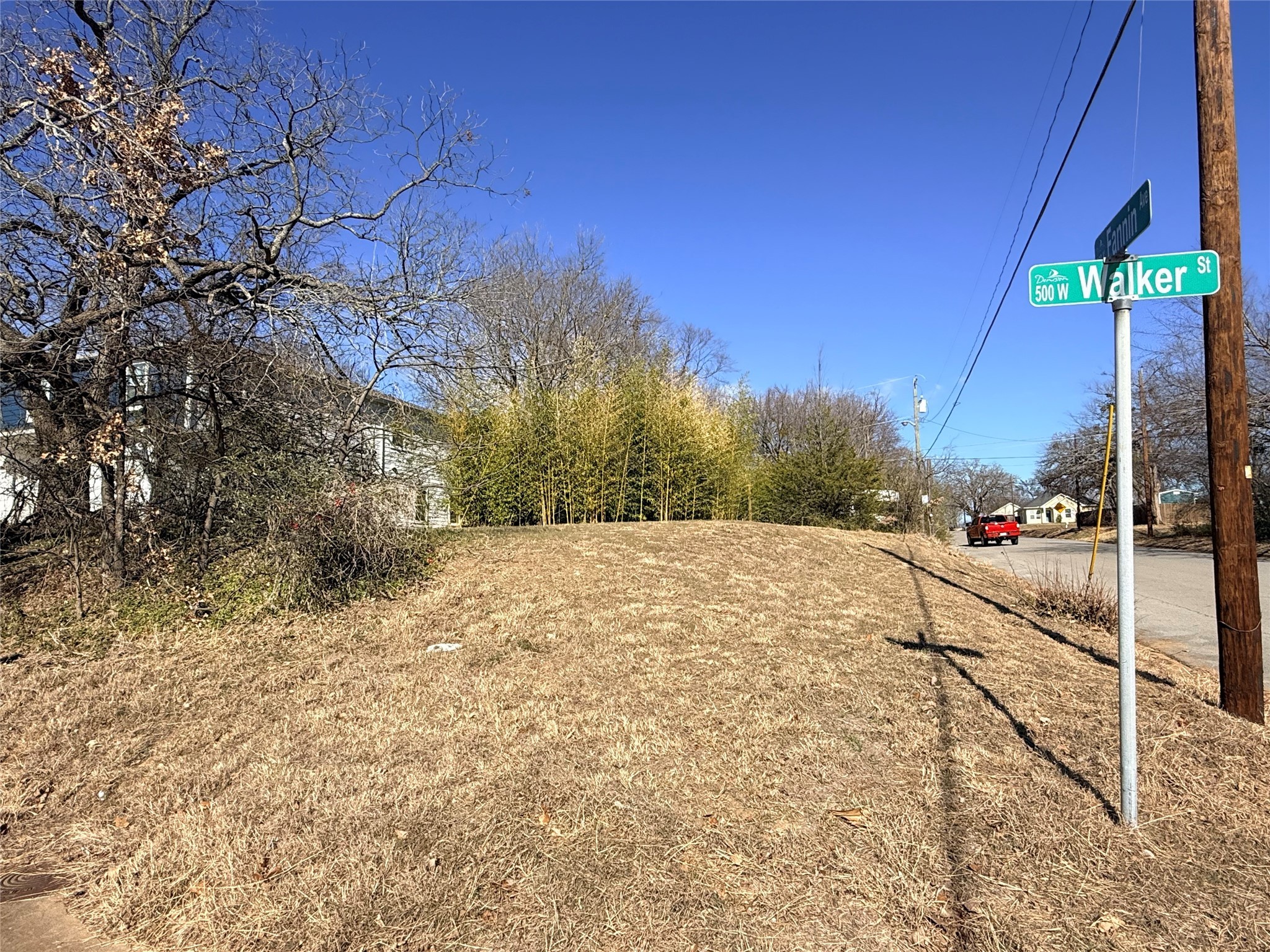 501 W Walker Street Denison TX 75020