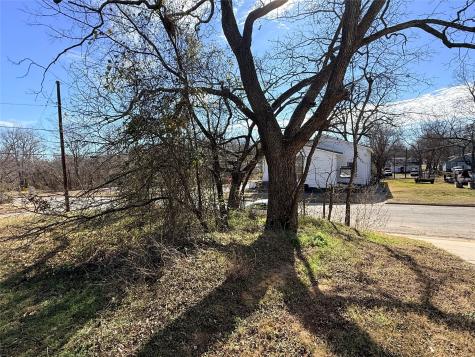 501 W Walker Street Denison TX 75020