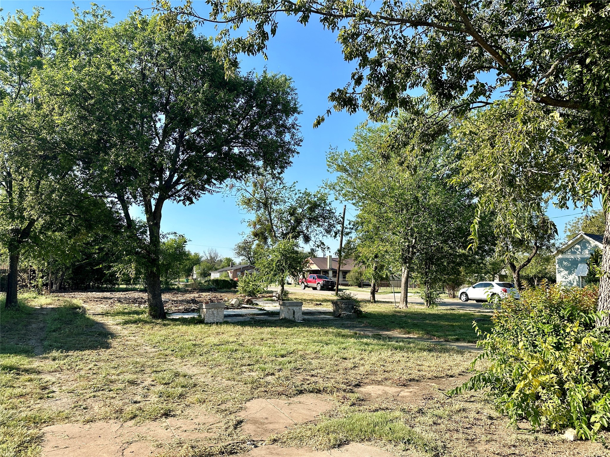 315 W Cedar Street Coleman TX 76834