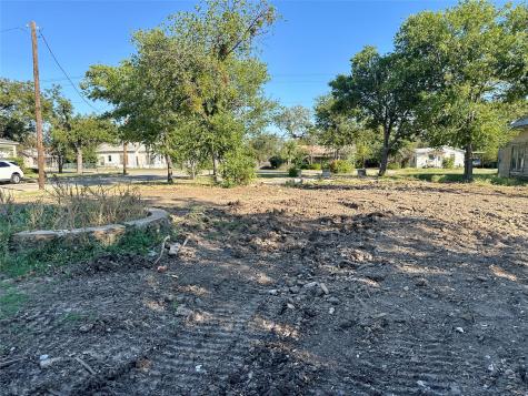 315 W Cedar Street Coleman TX 76834