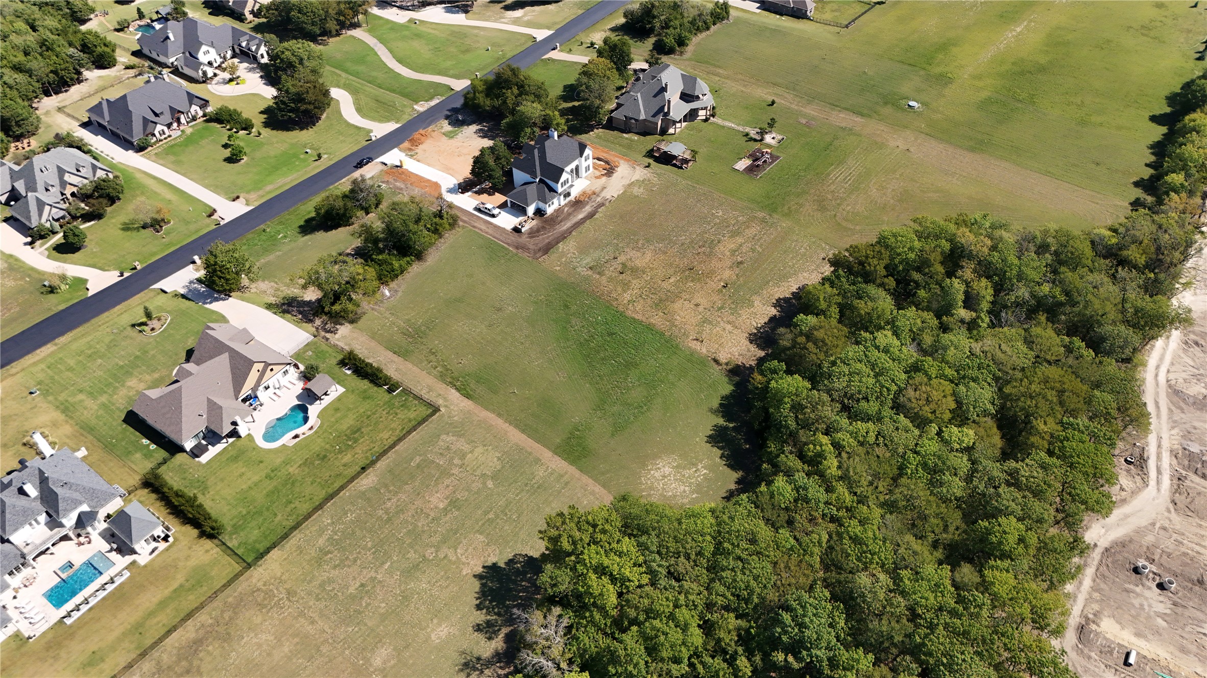 29 B Lake Breeze Drive Mckinney TX 75071