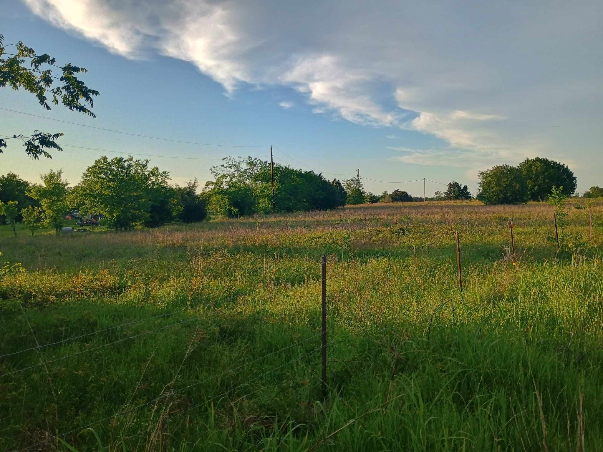 5330 E I- 30 Campbell TX 75422