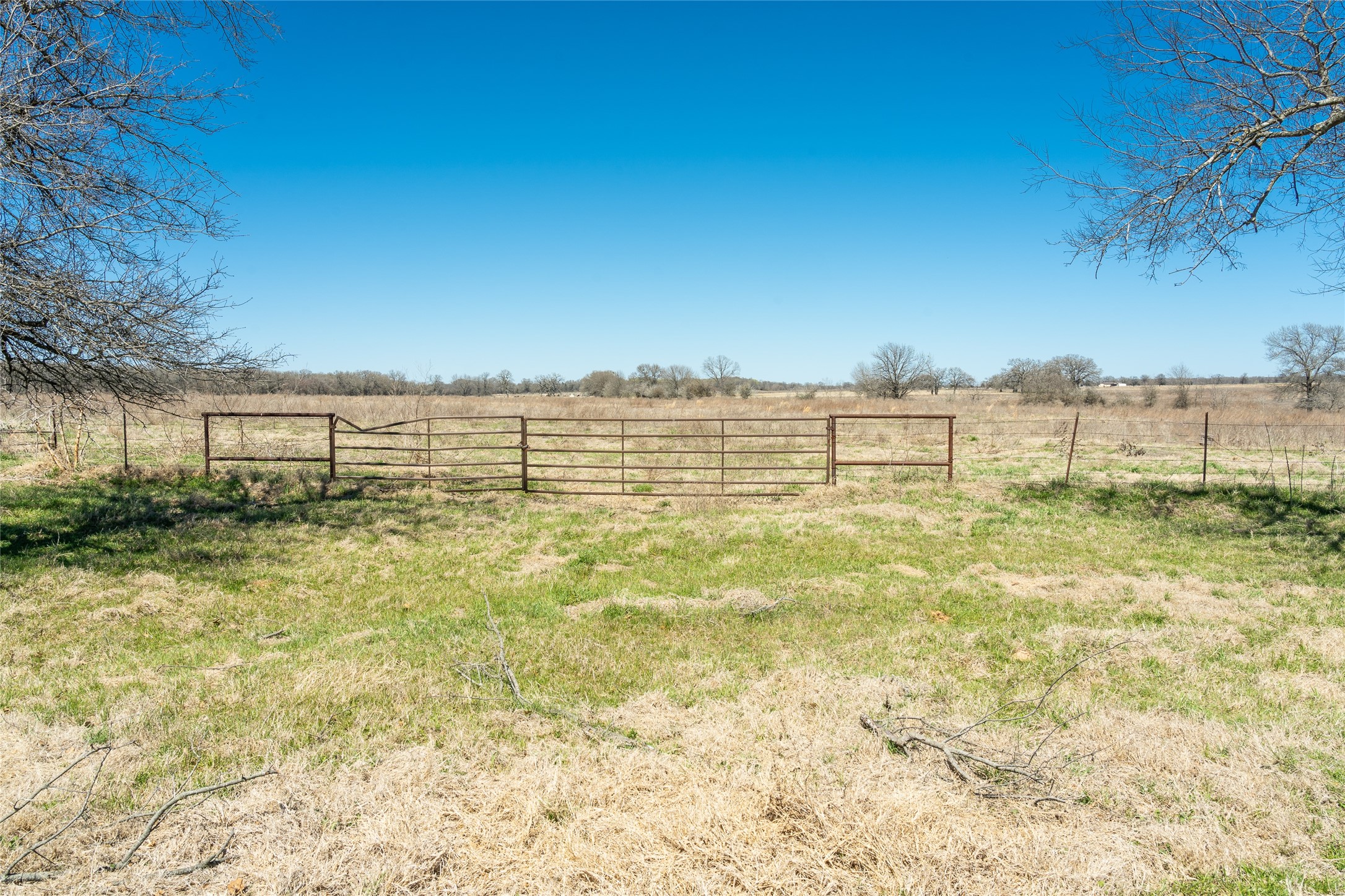 11016 County Road 2138 Kemp TX 75143