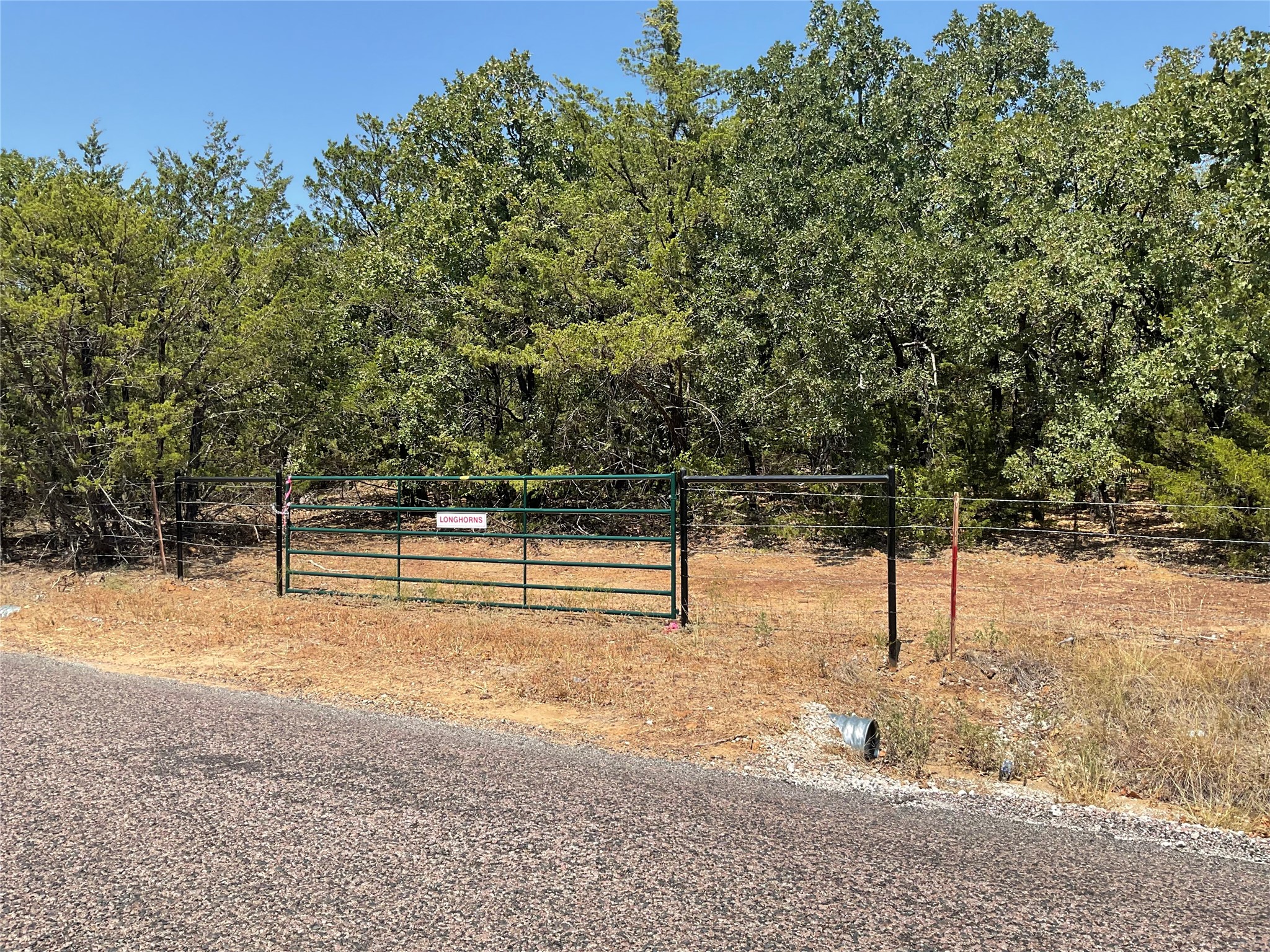 209 Red Top Road Valley View TX 76272