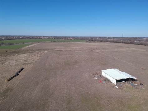 5646 N Us Highway 69 Celeste TX 75423