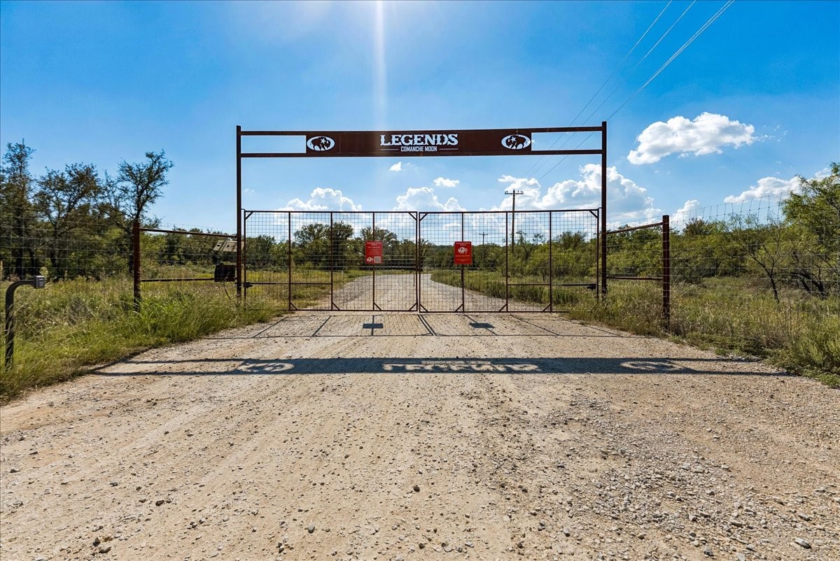 1812 Co 114 Road Mingus TX 76463