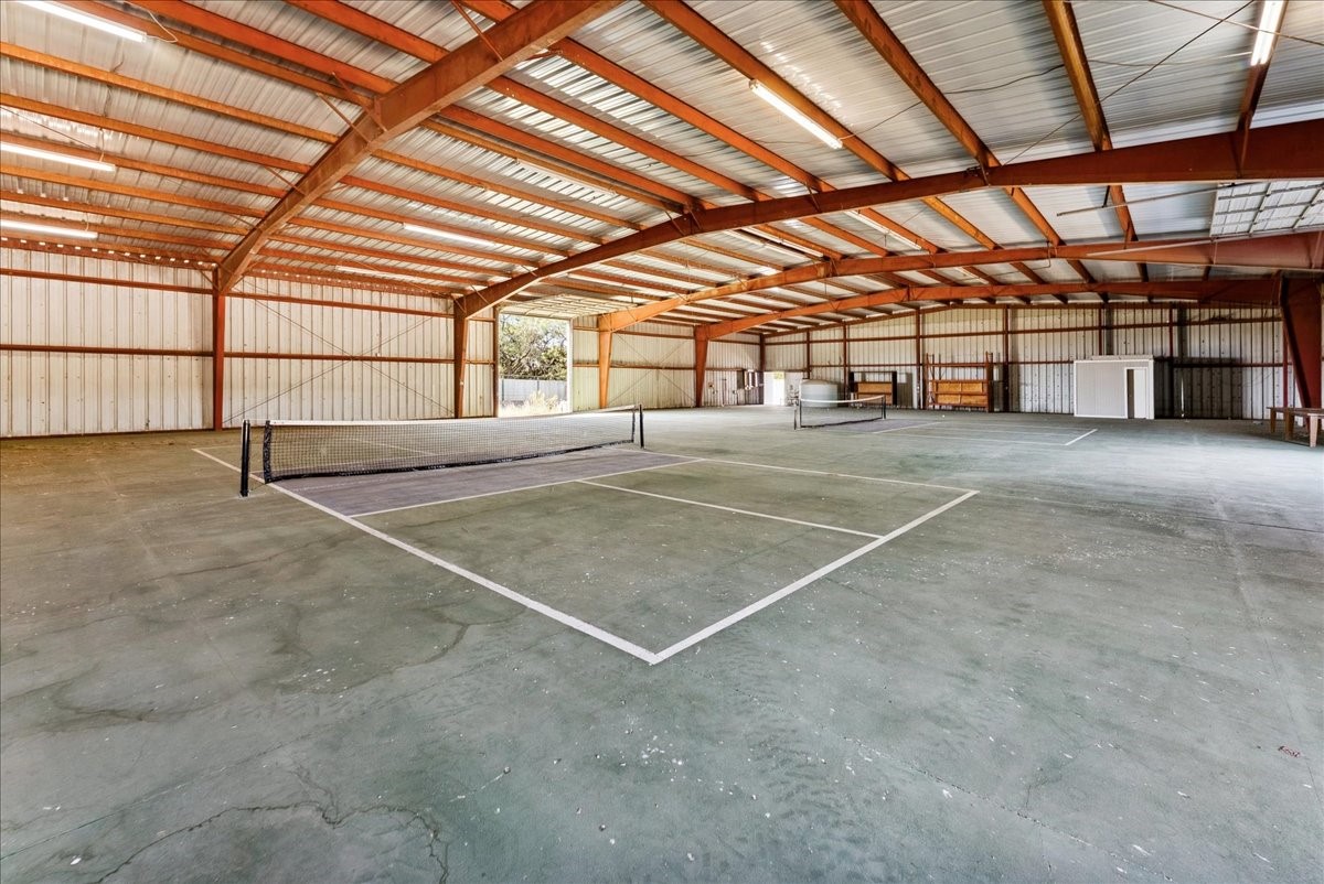 1812 Co 114 Road Mingus TX 76463