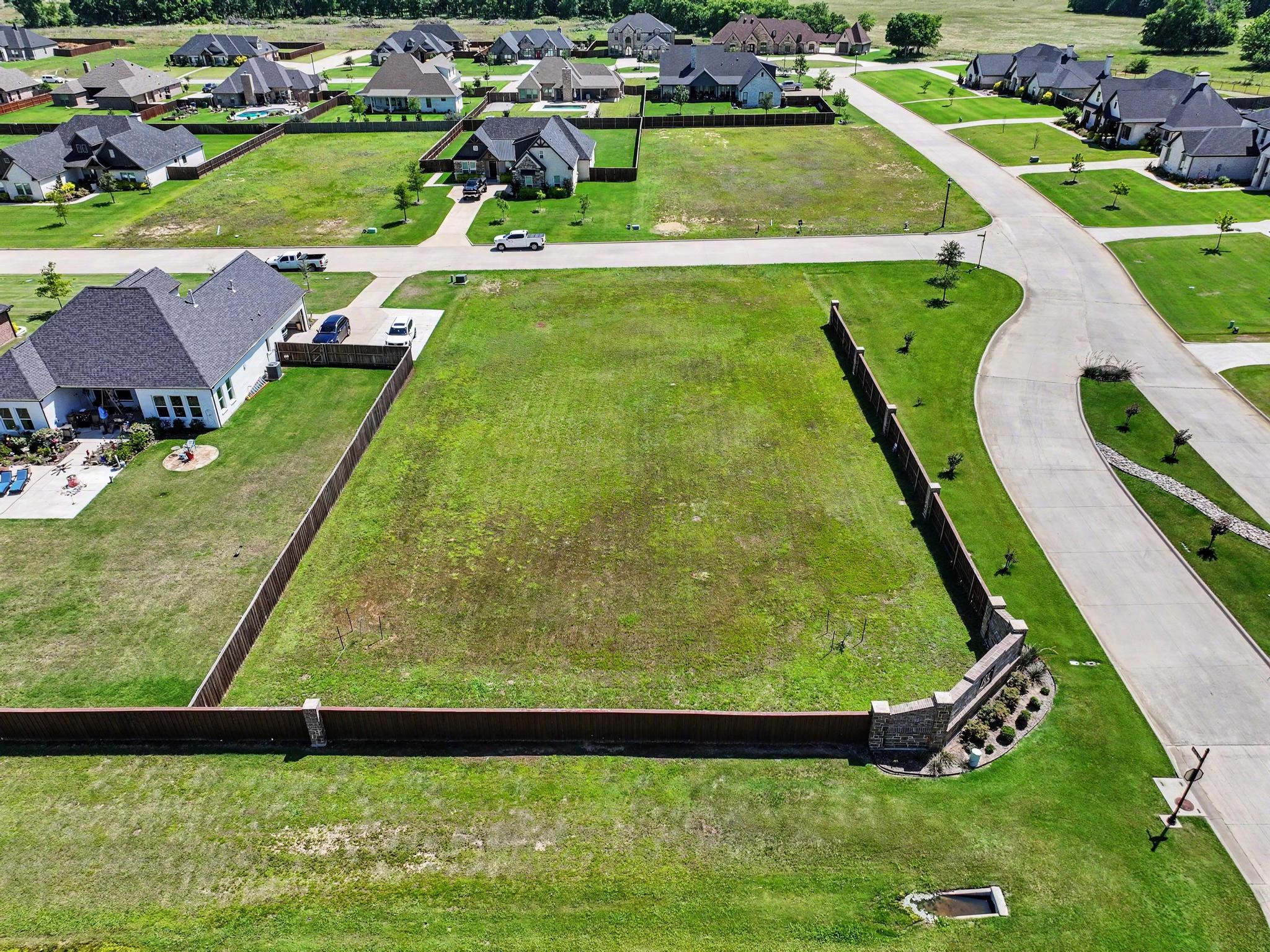 100 Chisolm Trail Pottsboro TX 75076