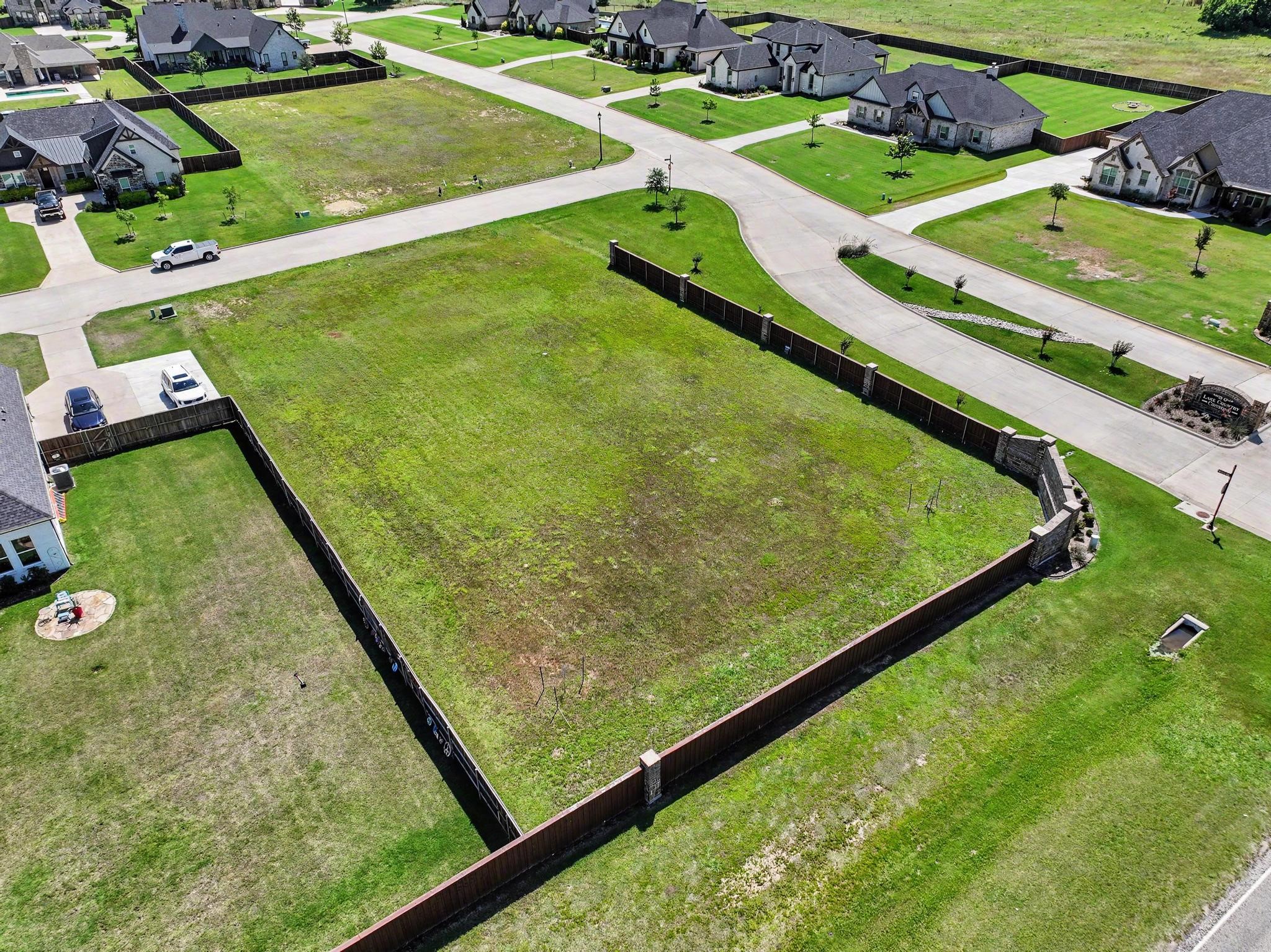 100 Chisolm Trail Pottsboro TX 75076