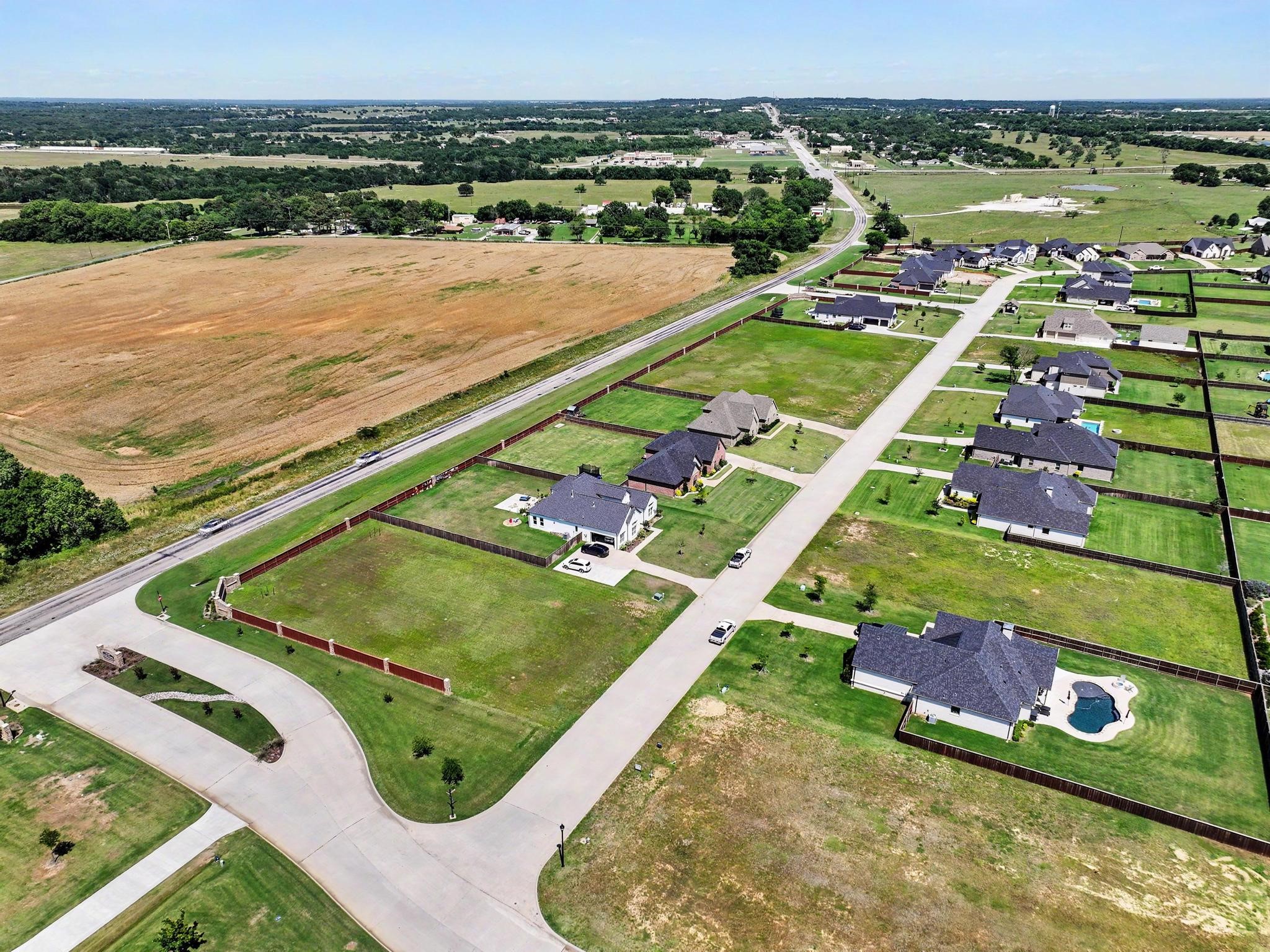100 Chisolm Trail Pottsboro TX 75076