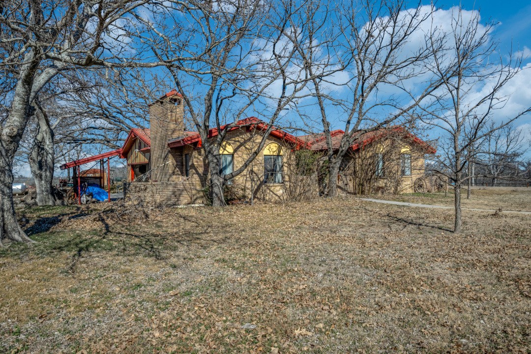 10367 W Clear Creek Road W. Road Sanger TX 76266