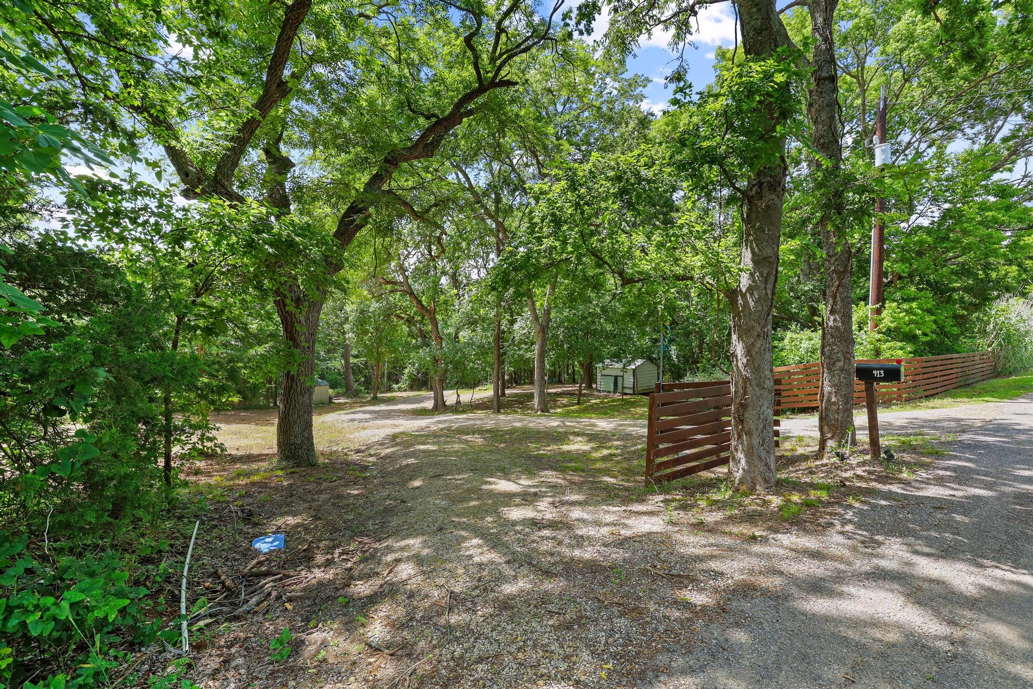 Tbd Roy Ayres Road Bells TX 75414