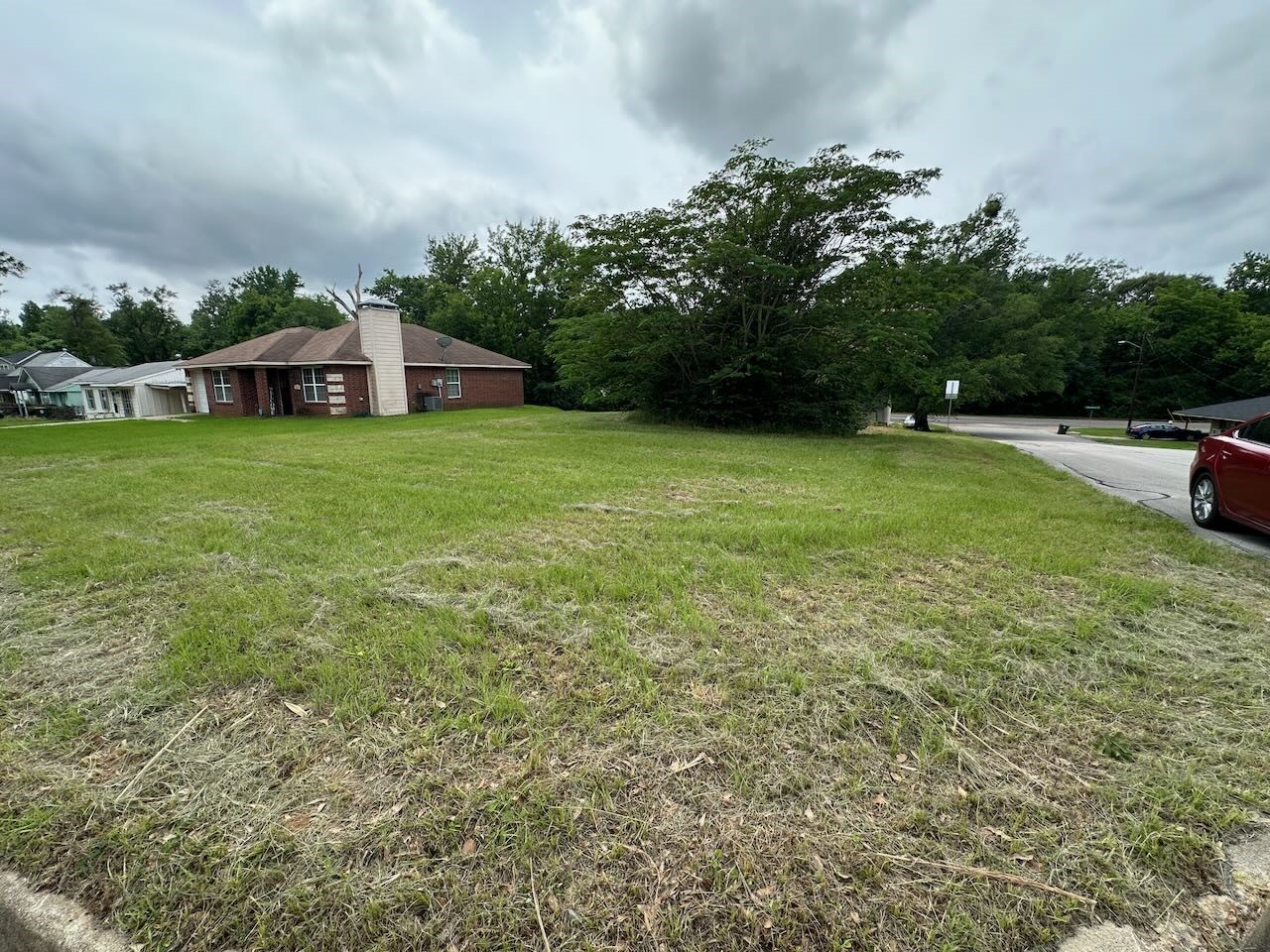 1610 N Hill Avenue Tyler TX 75702