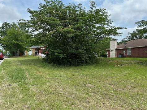 1610 N Hill Avenue Tyler TX 75702
