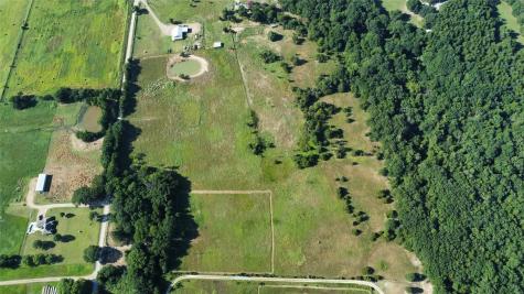 1979 County Road 1135 Ravenna TX 75476