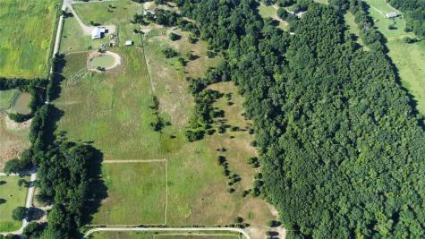 1979 County Road 1135 Ravenna TX 75476