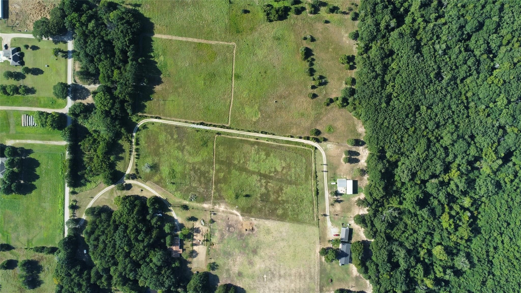 1979 County Road 1135 Ravenna TX 75476