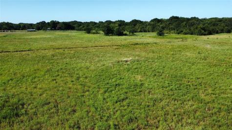 1979 County Road 1135 Ravenna TX 75476