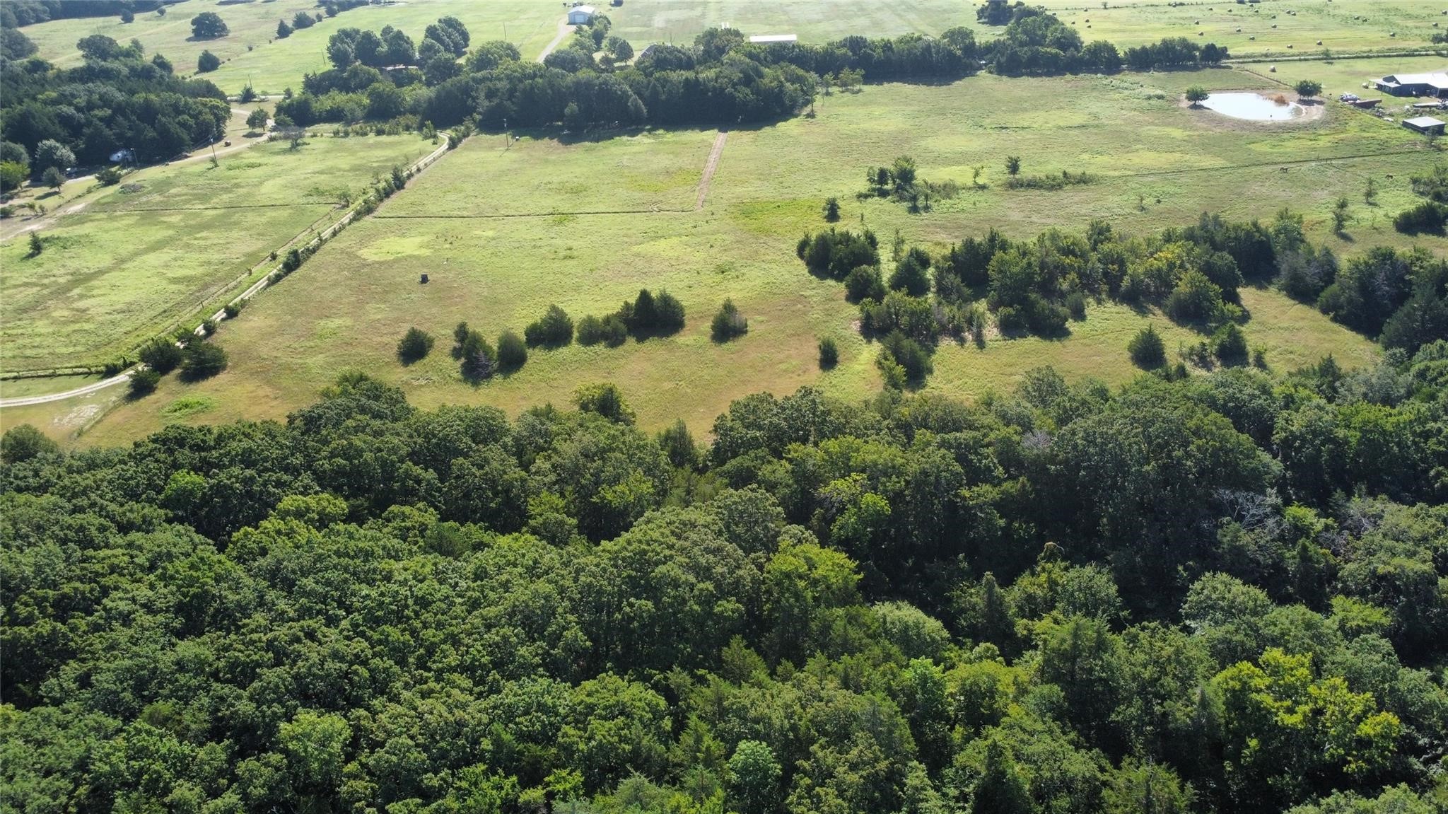 1979 County Road 1135 Ravenna TX 75476