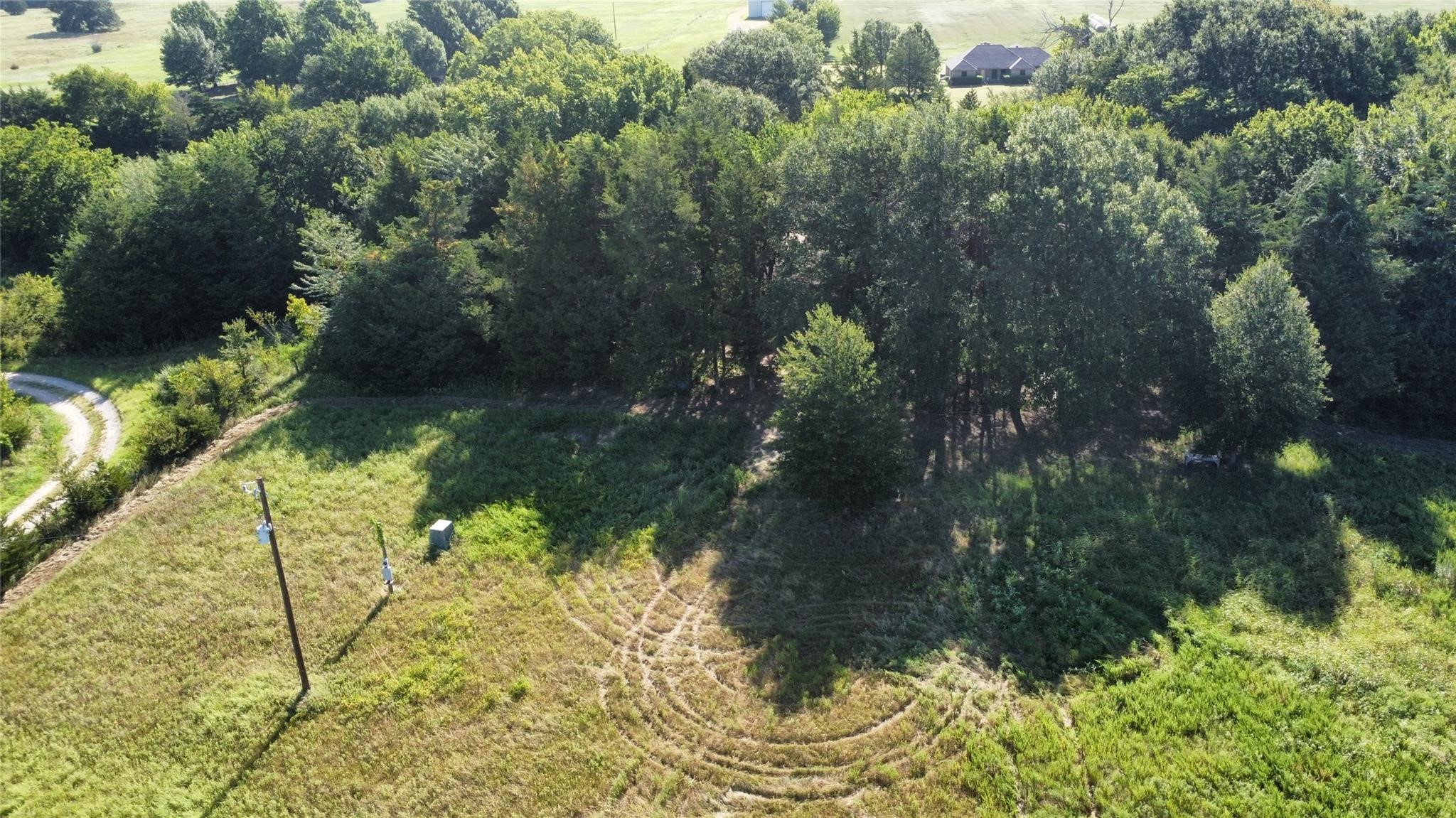 1979 County Road 1135 Ravenna TX 75476