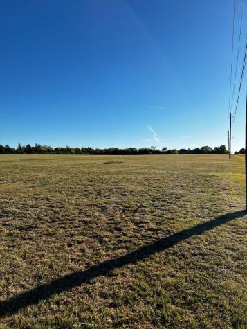 501 W Wintergreen Road W Desoto TX 75115