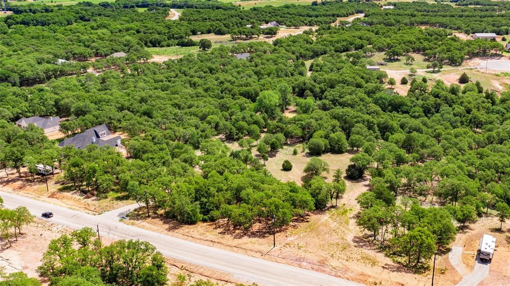 310 Rolling Bend Alvord TX 76225