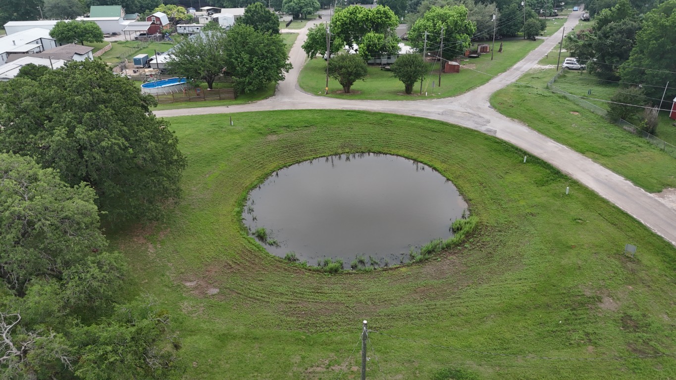 8165 Deer View Circle Granbury TX 76049