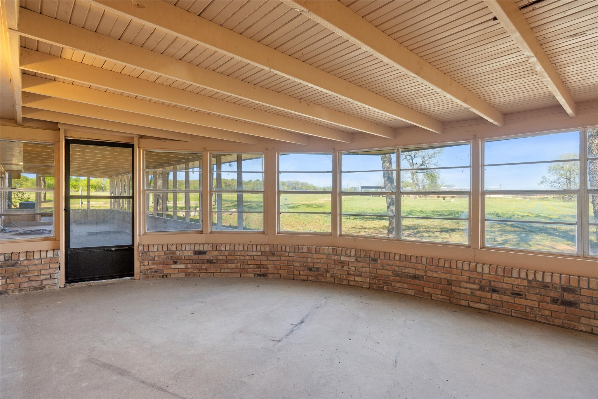 15523 W Fm8 Stephenville TX 76401