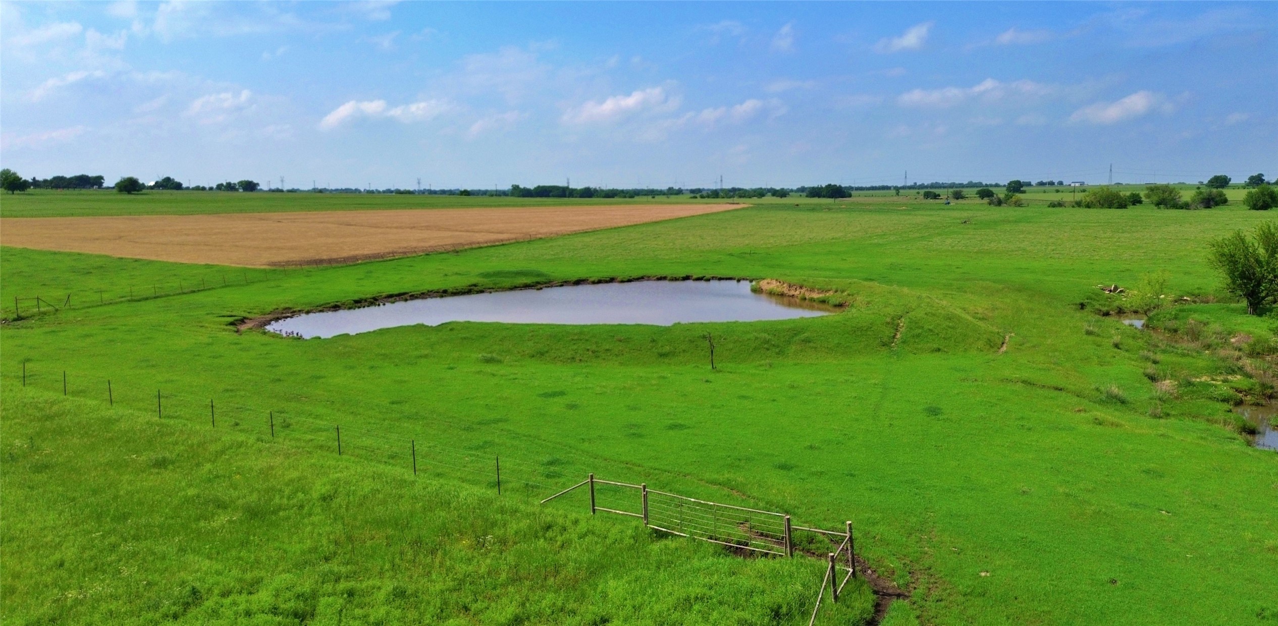 000 County Road 366 Era TX 76238