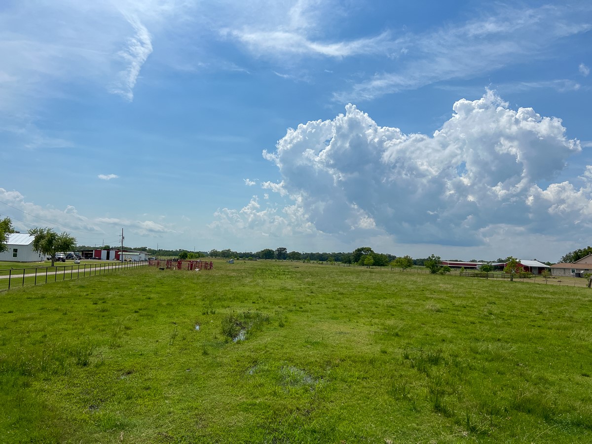 00 Fm 686 Dayton TX 77535