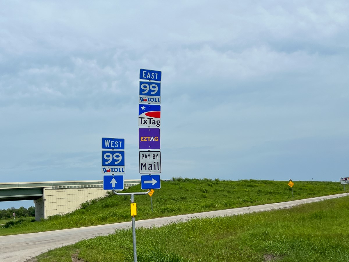 00 Fm 686 Dayton TX 77535