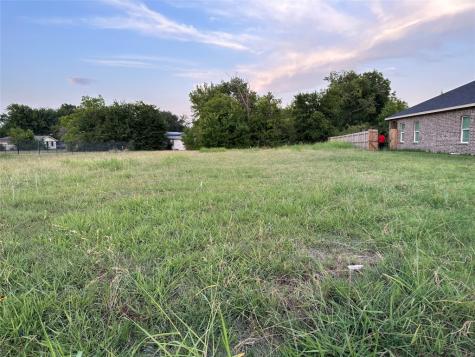 1217 S Rockwall Avenue Terrell TX 75160