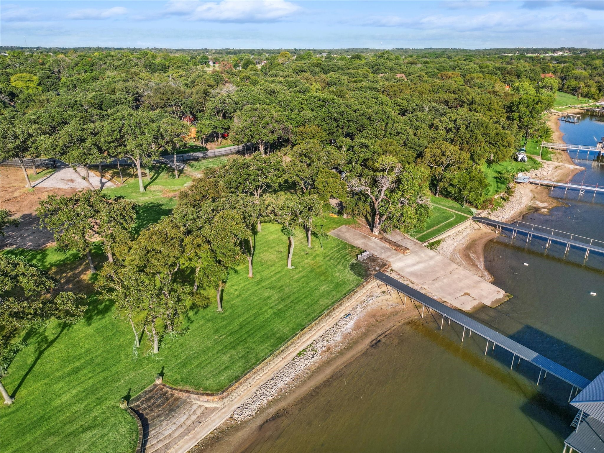 12424 Lake Forest Drive Azle TX 76020