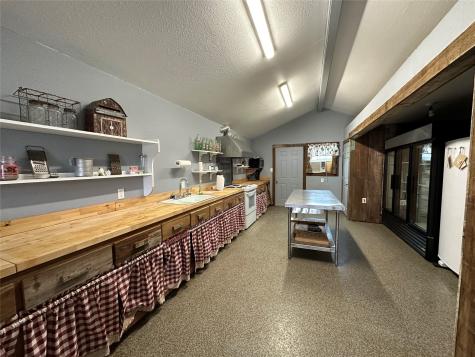 3739 Cr 2160 Iredell TX 76649