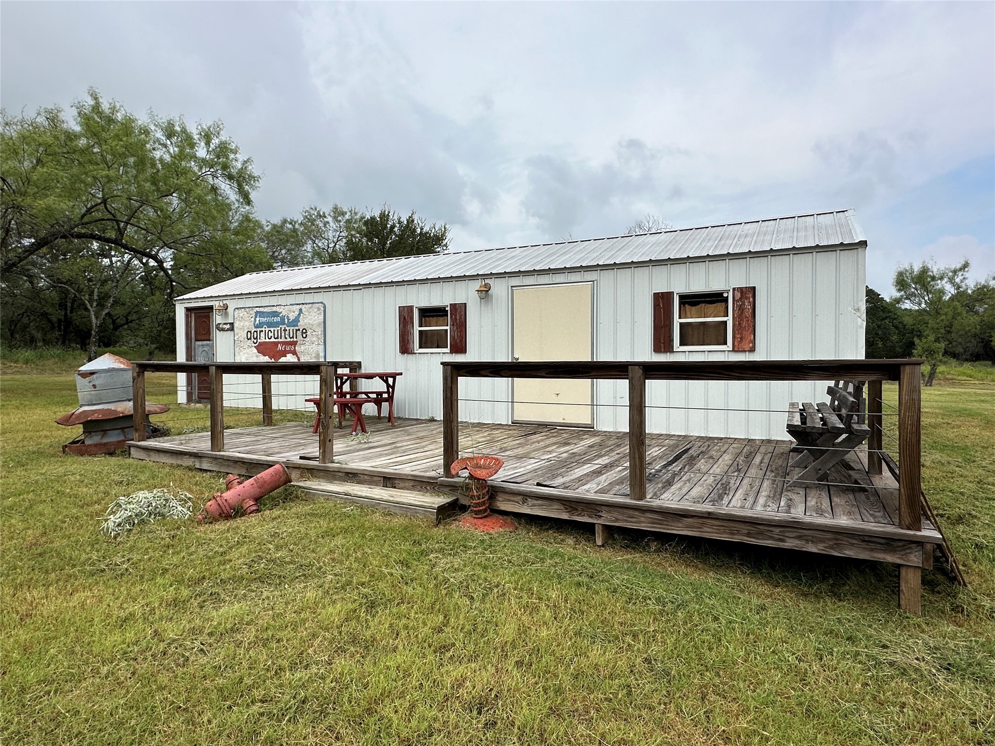 3739 Cr 2160 Iredell TX 76649