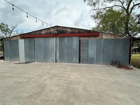 3739 Cr 2160 Iredell TX 76649