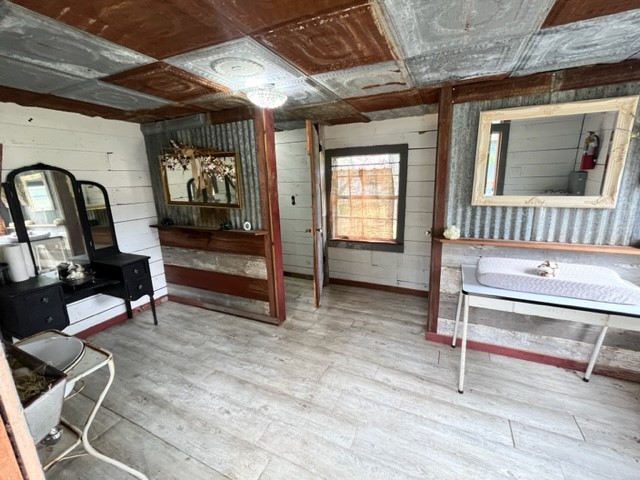 3739 Cr 2160 Iredell TX 76649