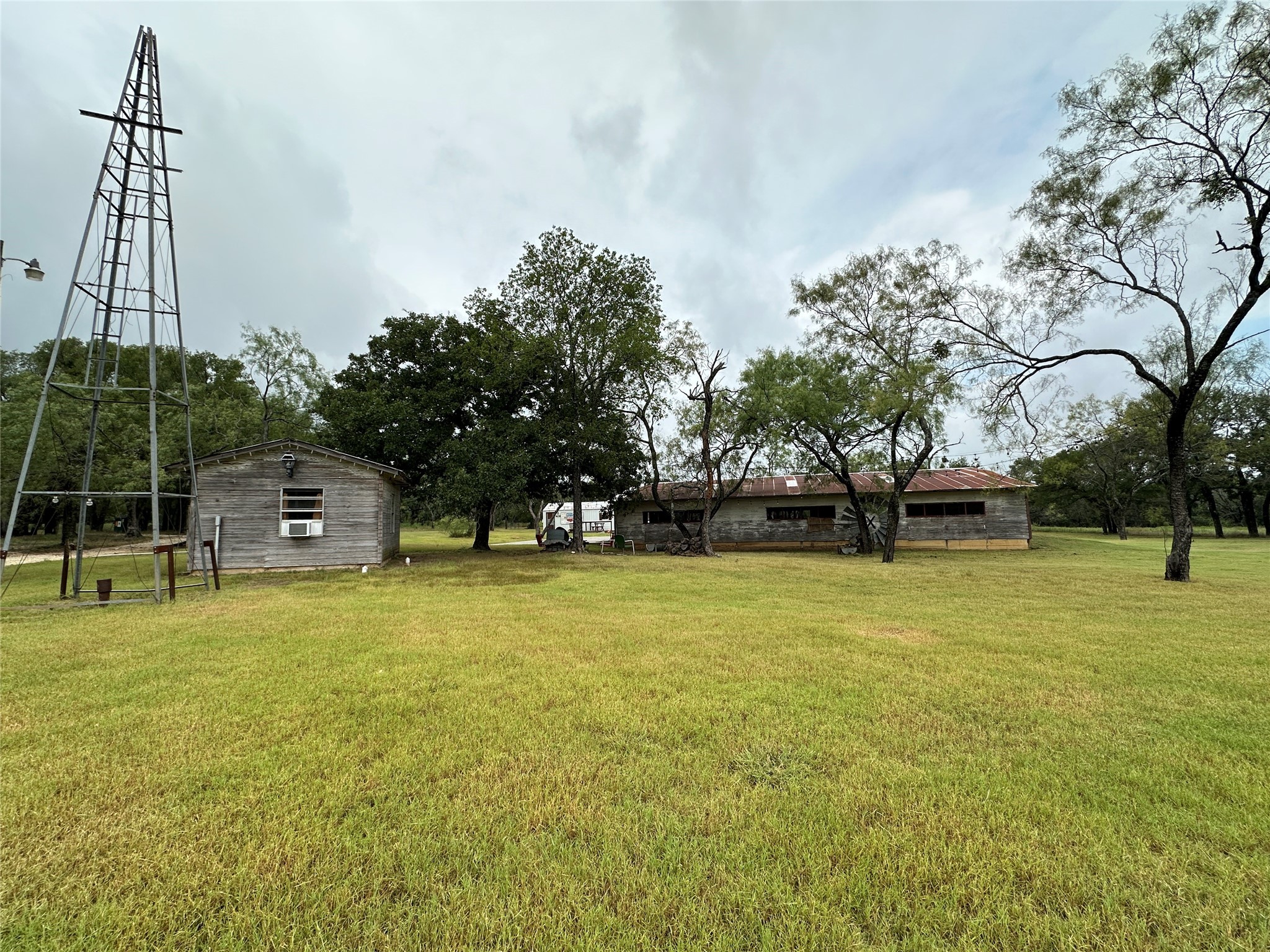 3739 Cr 2160 Iredell TX 76649