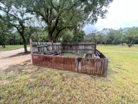 3739 Cr 2160 Iredell TX 76649
