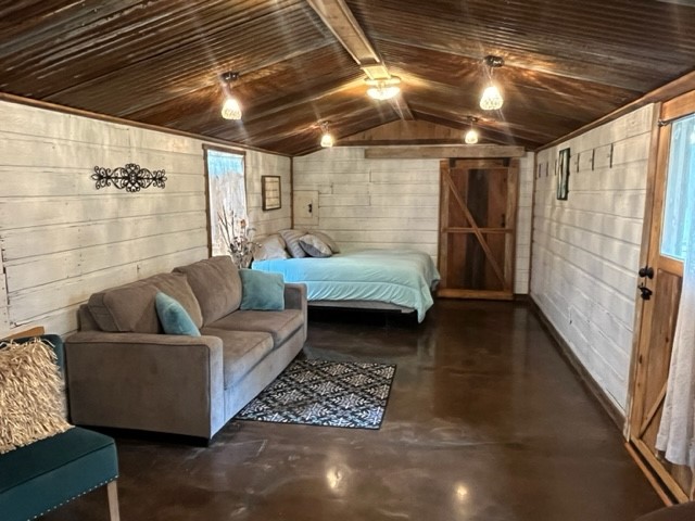 3739 Cr 2160 Iredell TX 76649