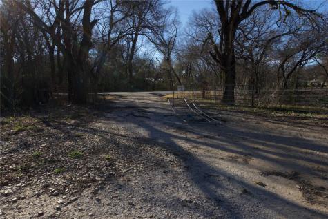 725 County Road 414 Cleburne TX 76031