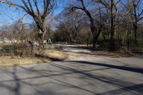 725 County Road 414 Cleburne TX 76031
