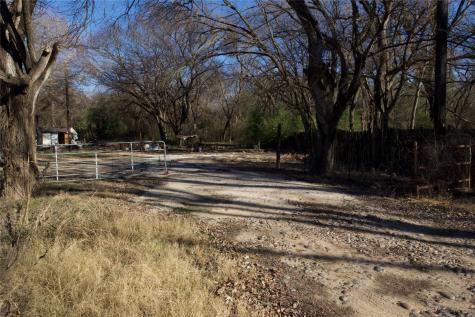725 County Road 414 Cleburne TX 76031