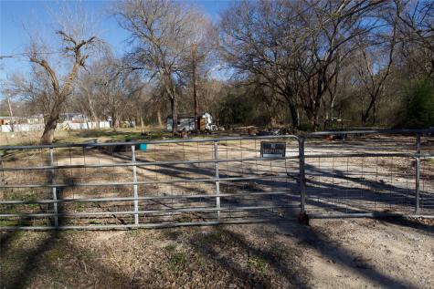 725 County Road 414 Cleburne TX 76031