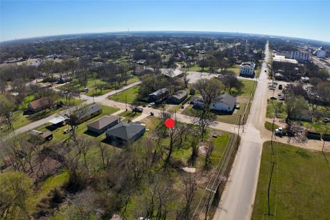 704 E 4th Avenue Corsicana TX 75110