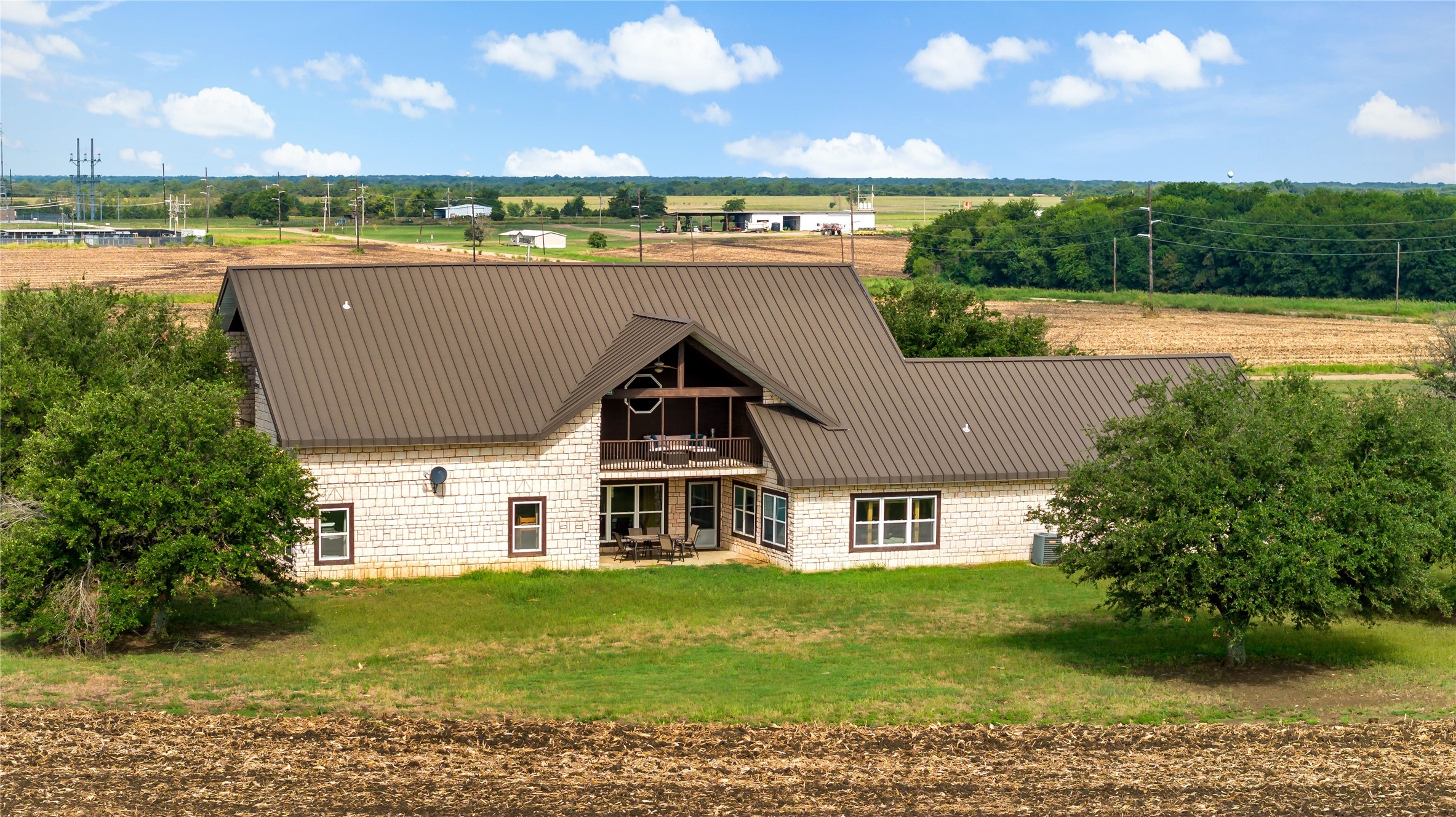 300 Pr 14030 Blossom TX 75416