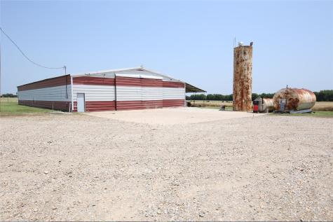 300 Pr 14030 Blossom TX 75416